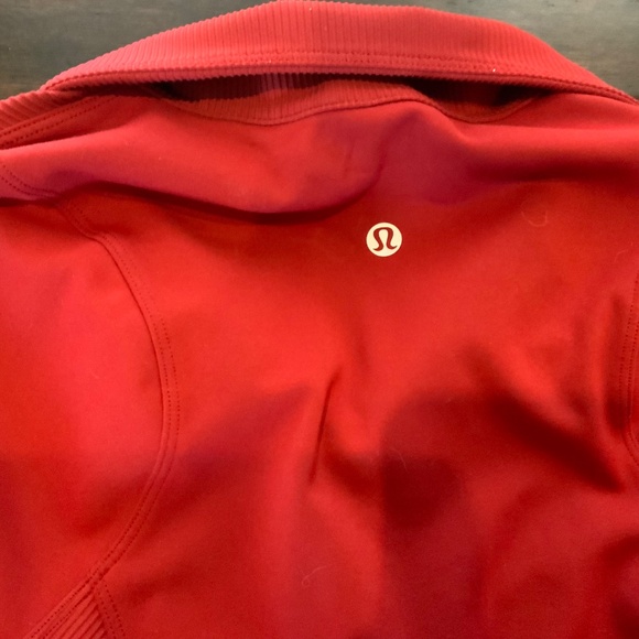 Lululemon Movement to Movement Jacket Full-Zip in dark sport red,Size: 6, NWOT - Picture 6 of 7